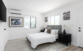 Sunny Studio In The Heart Of Venice - B